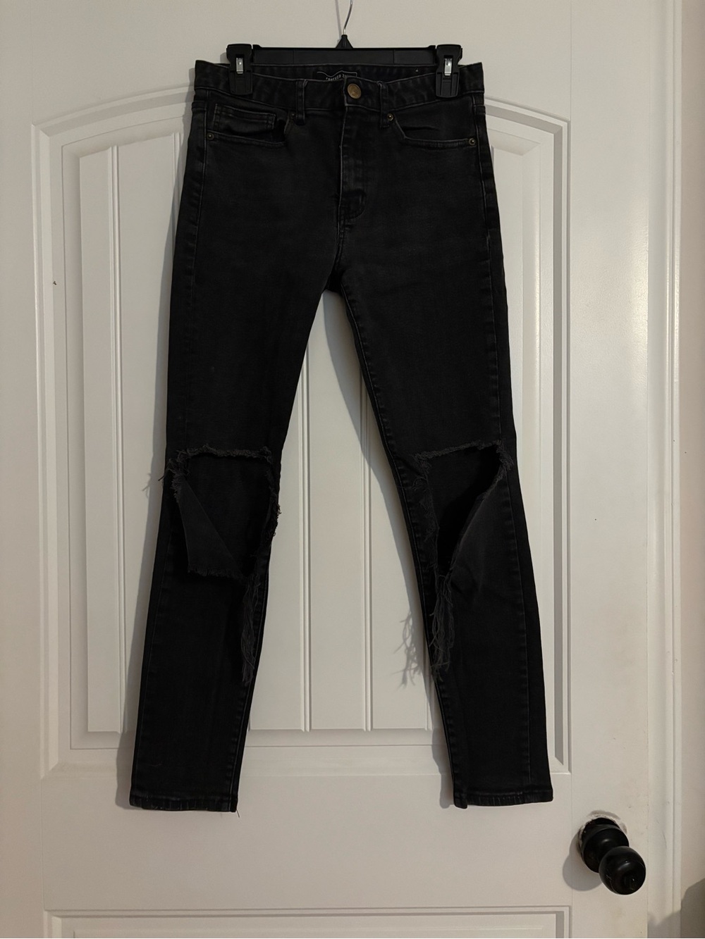 Forever 21 Black Ripped Skinny Jeans
